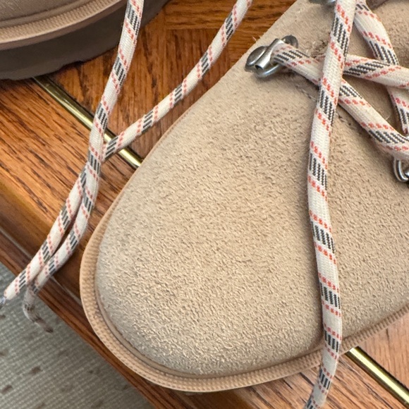 Sorel Beige and Orange Suede Boots - Picture 5 of 6